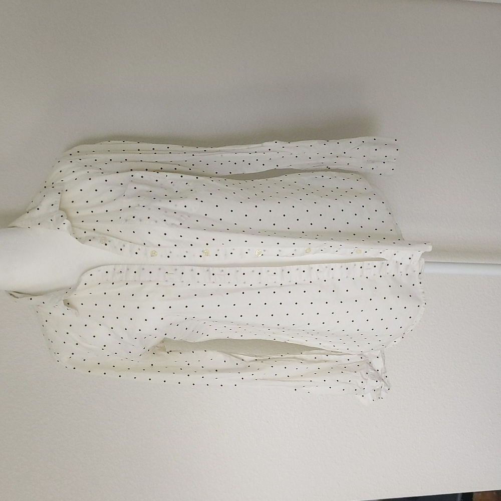 Old Navy polka dot button down
